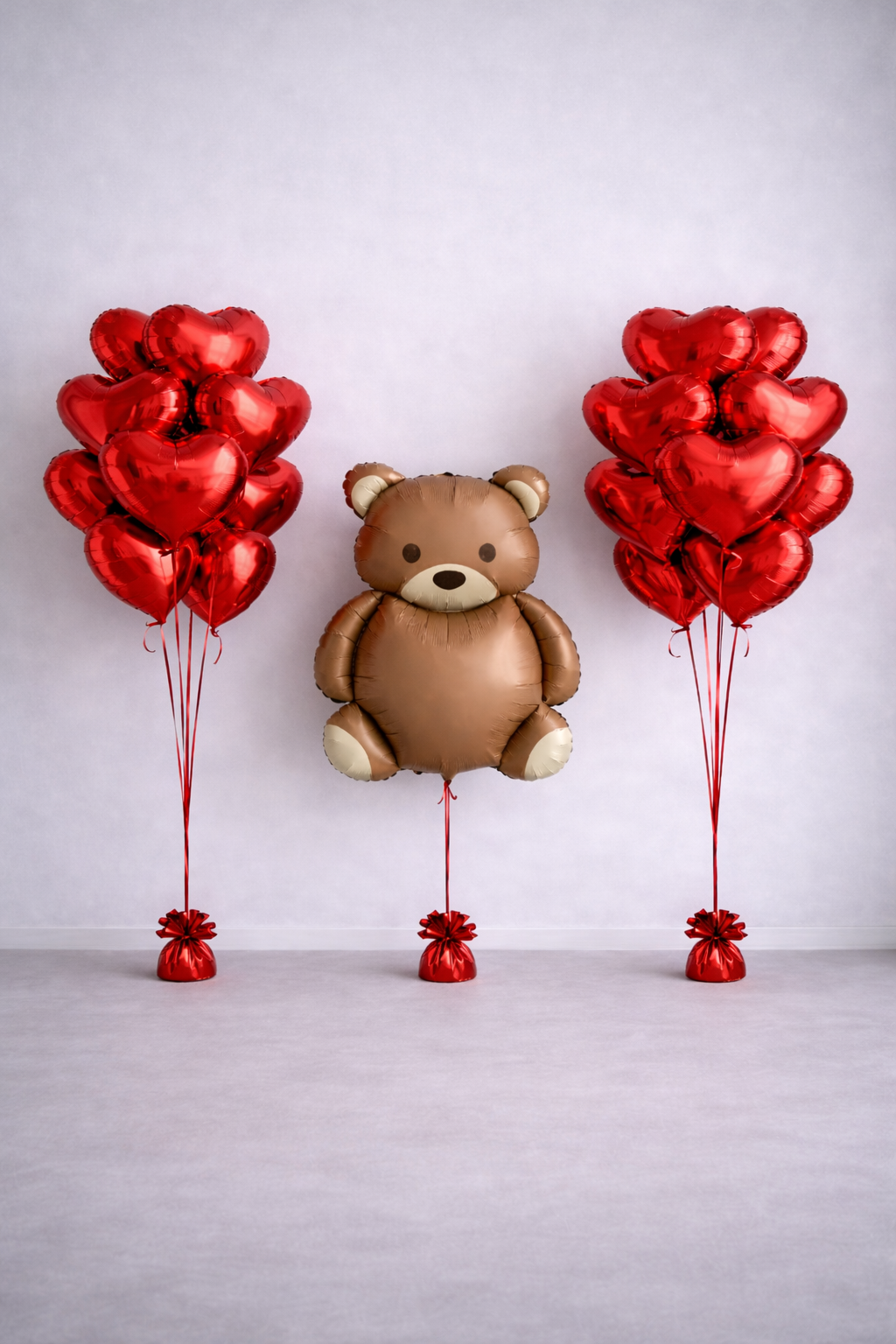 Zestaw balonowy Miś Love 90 cm + 2 bukiety czerwonych serc